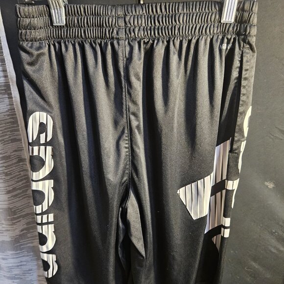 Adidas Boys' Aeroready in Motion Shorts Black Size Large (14/16) - Picture 2 of 8